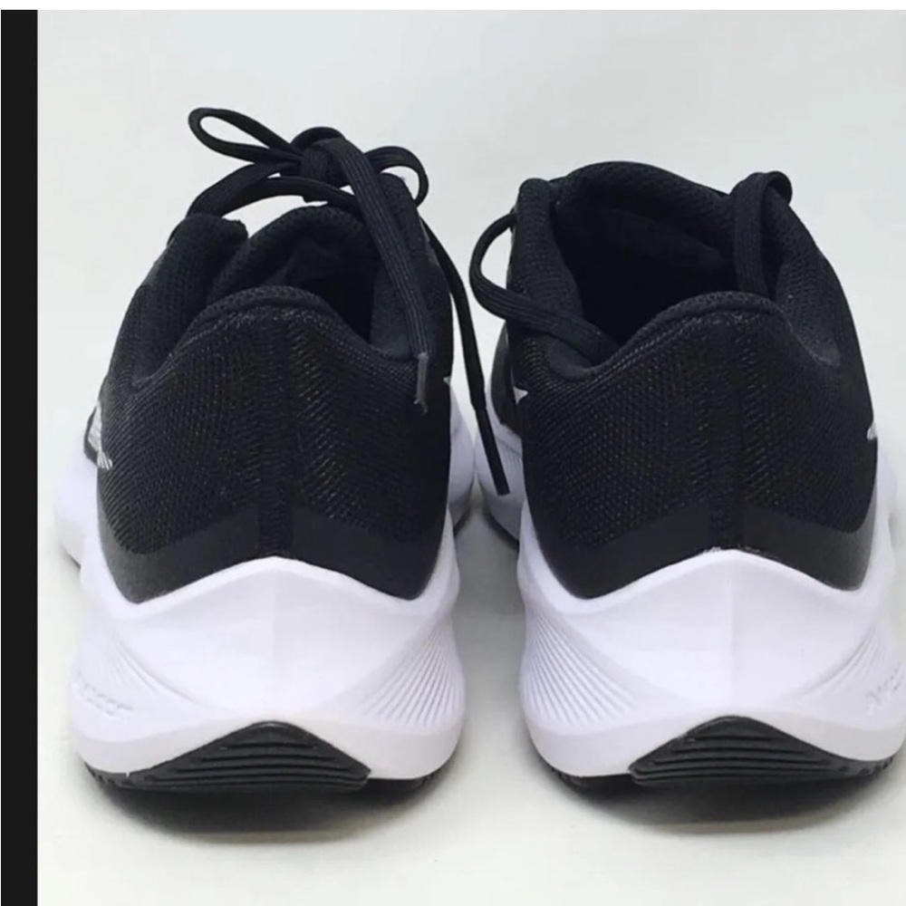 New women Nike Zoom Winflo rubber shoes sneakers running,  workout shoes size 8 - Picture 4 of 9
